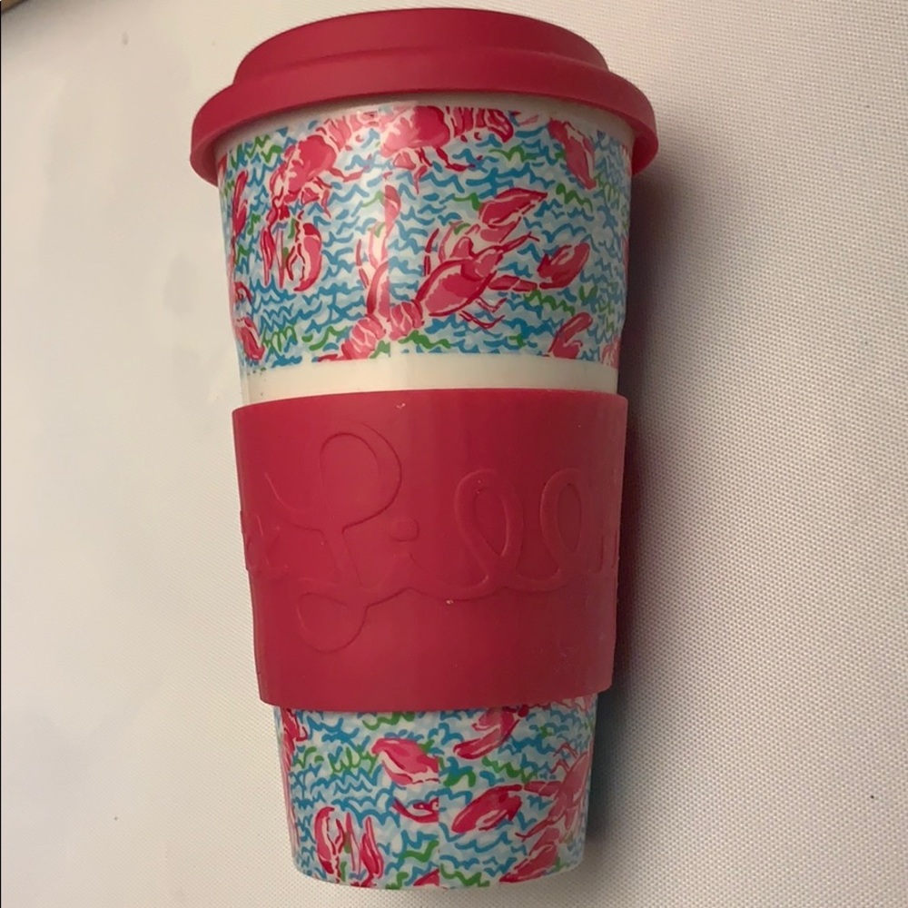 Lily coffee mug. Silicon top. Microwave/dishwasher